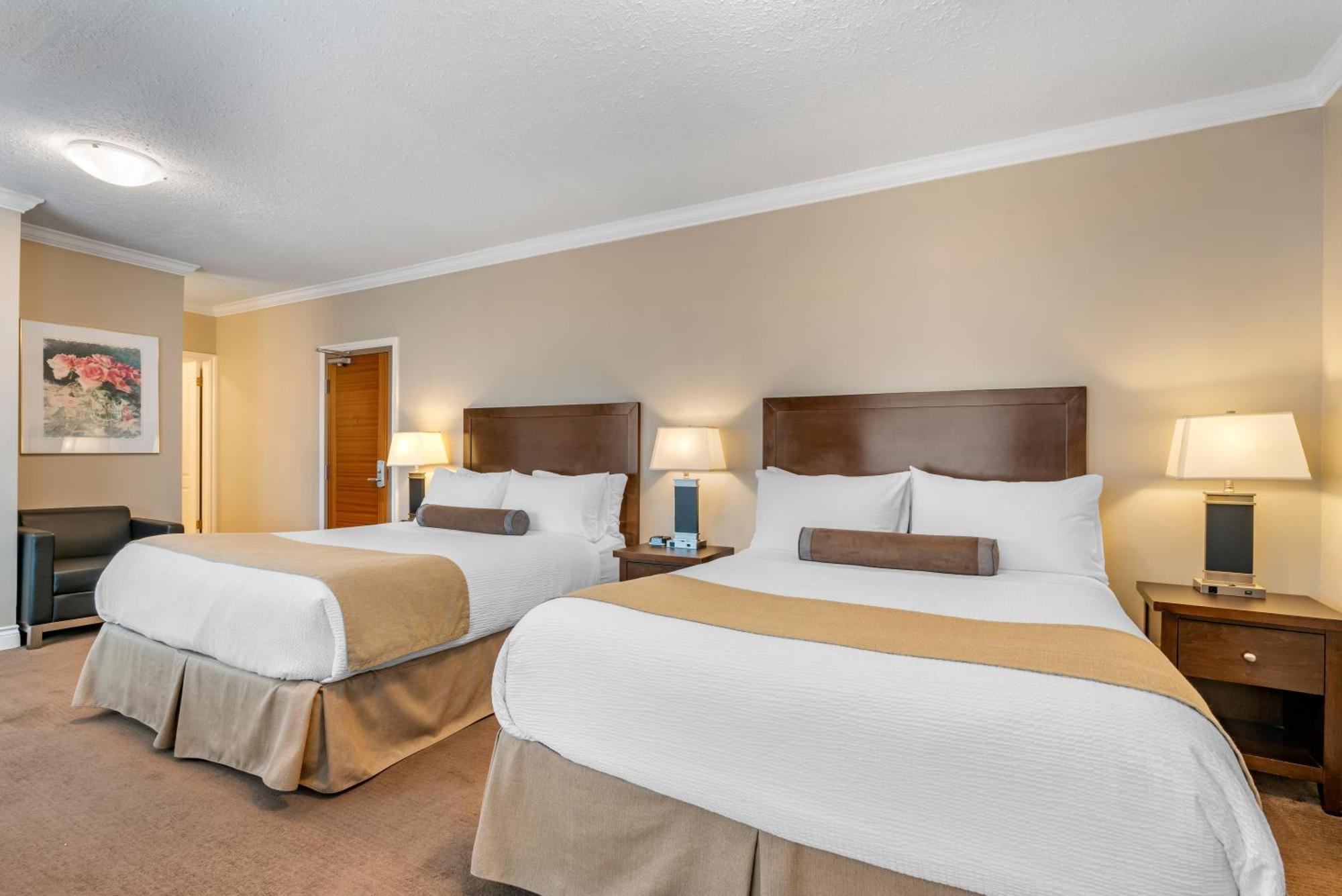 Deluxe Queen Room Two Queen Beds
