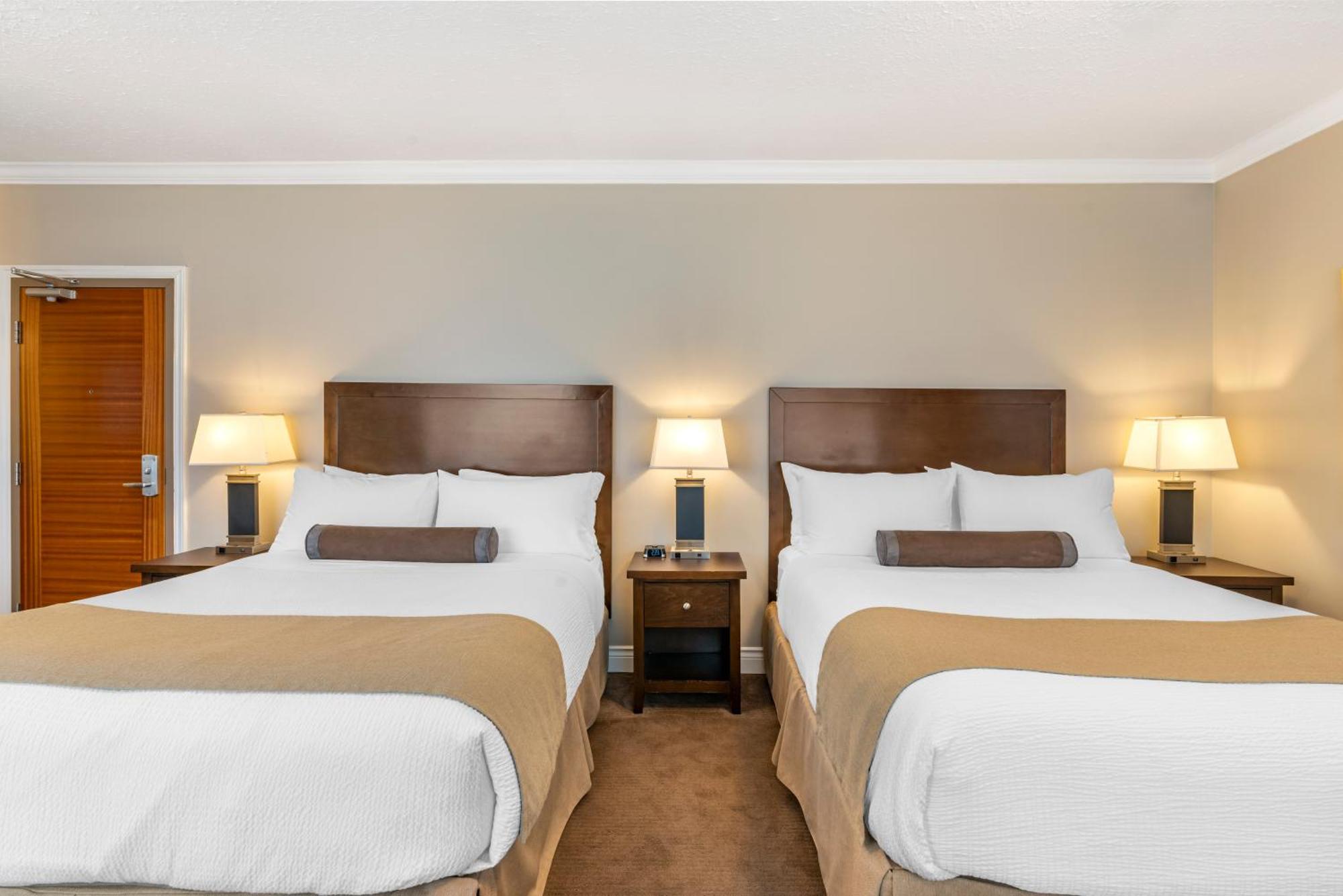Deluxe Queen Room Two Queen Beds