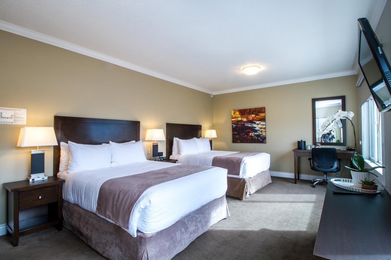 Deluxe Queen Room Two Queen Beds