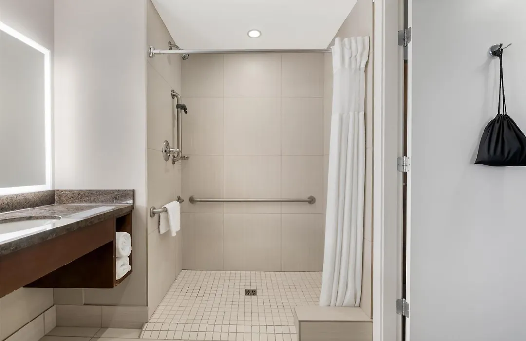 Best Western Plus Revelstoke-1